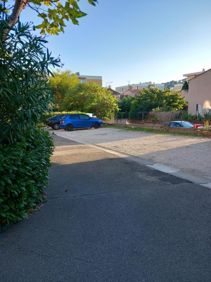 Appartement/Studio Dans Petite Residence Calme 라시오타 외부 사진